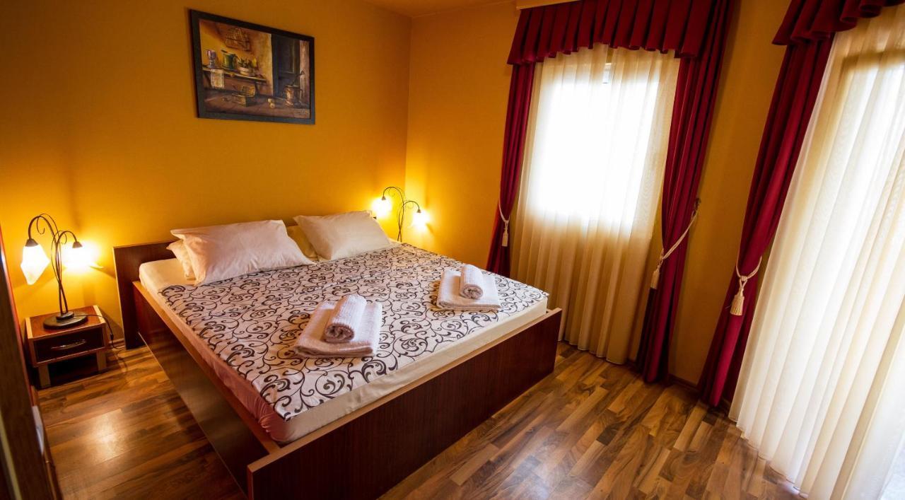 Apart Hotel Samardzic Tivat Habitación foto